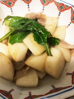 カブと豚肉の炒め物-レシピのメイン写真