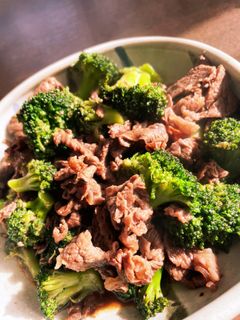 牛肉とブロッコリーのワサビ風味炒め-レシピのメイン写真