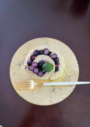 ヘルシーロールケーキ冷凍ブルーベリー-レシピのメイン写真