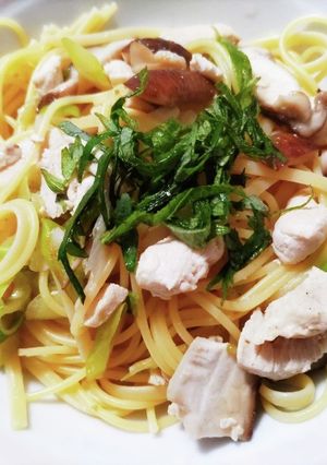 鶏ささみと椎茸の柚子胡椒パスタ-レシピのメイン写真