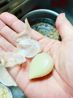 つるんと楽チン♪にんにく皮むき-レシピのメイン写真