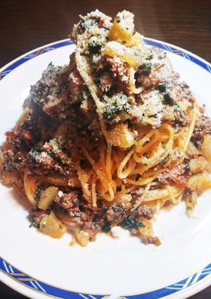 簡単☆挽き肉とセロリのトマトソースパスタ-レシピのメイン写真