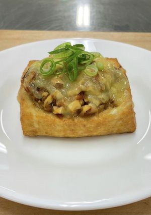 サバ缶で作る　厚揚げのとろーりチーズ焼き-レシピのメイン写真