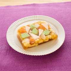 A picture of 介護食　卵とえびのゼリー寄せ.