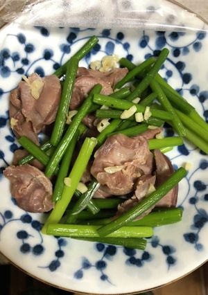 砂肝とニンニクの芽の塩炒め-レシピのメイン写真