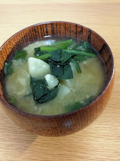 一人暮らしʕ·ᴥ·ʔじゃがいもの味噌汁-レシピのメイン写真