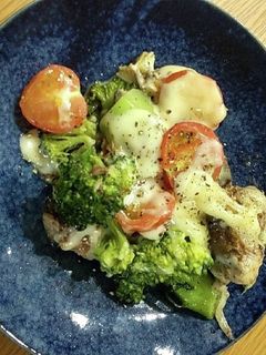 サバ缶とブロッコリーのチーズ焼き-レシピのメイン写真