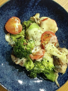 サバ缶とブロッコリーのチーズ焼き-レシピのメイン写真