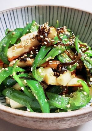 和食の副菜☆ちくわとピーマンの塩昆布炒め-レシピのメイン写真