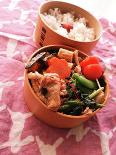 お弁当★ピリ辛豚バラとほうれん草★簡単-レシピのメイン写真