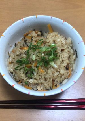 油あげとにんじんの炊き込みご飯-レシピのメイン写真