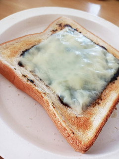 海苔の佃煮チ〜ズトースト(ㆁωㆁ)-レシピのメイン写真