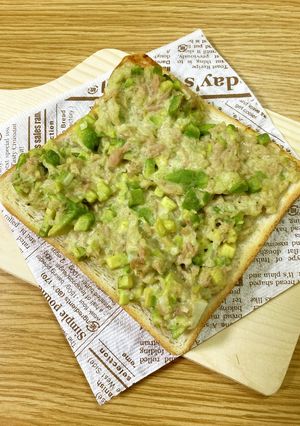 アボカド☆ツナマヨトースト-レシピのメイン写真
