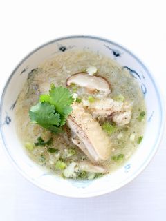 ベトナム料理【ミエン・ガー(鶏春雨スープ-レシピのメイン写真