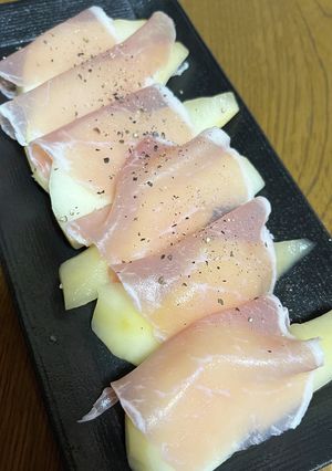 簡単おつまみ生ハム巻きルレクチェ-レシピのメイン写真