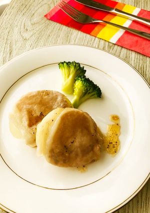 レンジで☆玉ねぎの豚肉ぐるぐる巻き-レシピのメイン写真