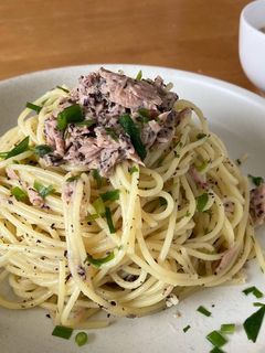 簡単!和えるだけ☆ツナゆかりバターパスタ-レシピのメイン写真