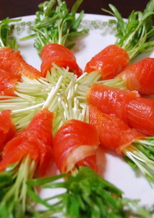 空芯菜の芽のスモークサーモン巻き-レシピのメイン写真