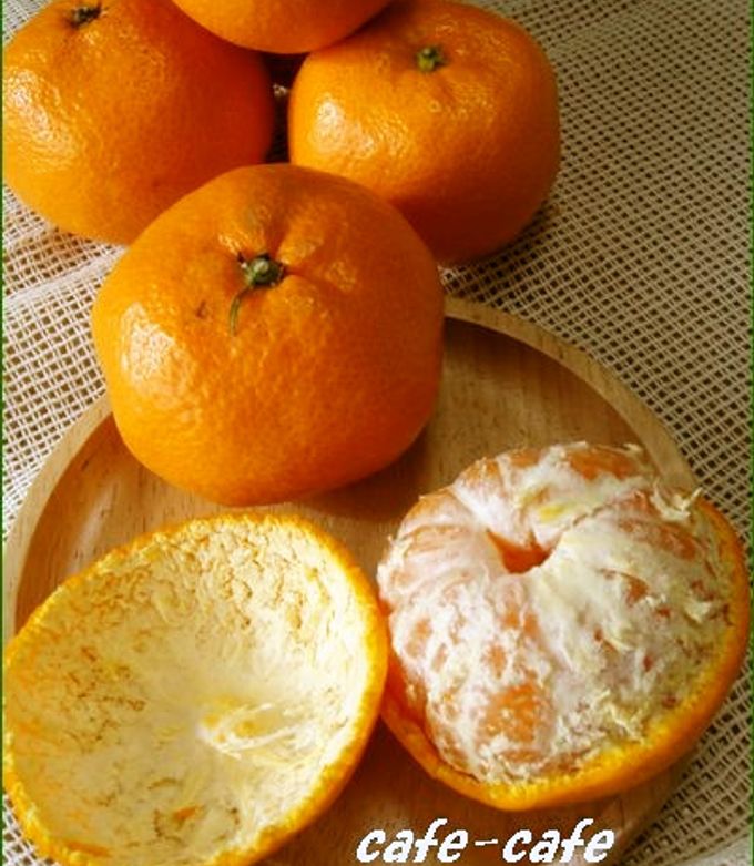 ミカンの皮(力作) みかんの皮の面白い剥き方 by cafe-cafe 【クックパッド】 簡単
