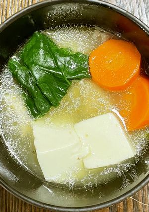 時間かかるけど鶏ガラで超簡単!パイタン鍋-レシピのメイン写真