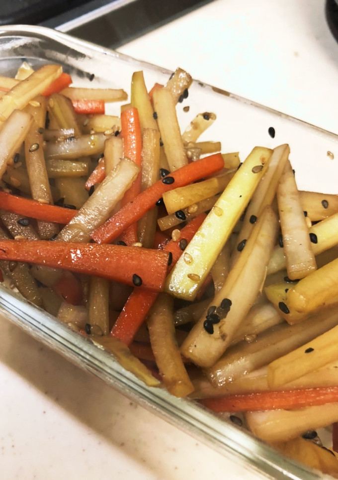 簡単♡大根の皮とにんじんのきんぴら-レシピのメイン写真