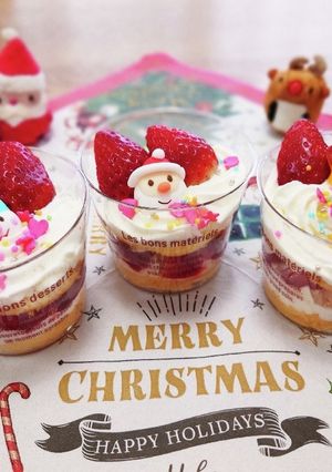 カップで簡単クリスマスショートケーキ☆-レシピのメイン写真