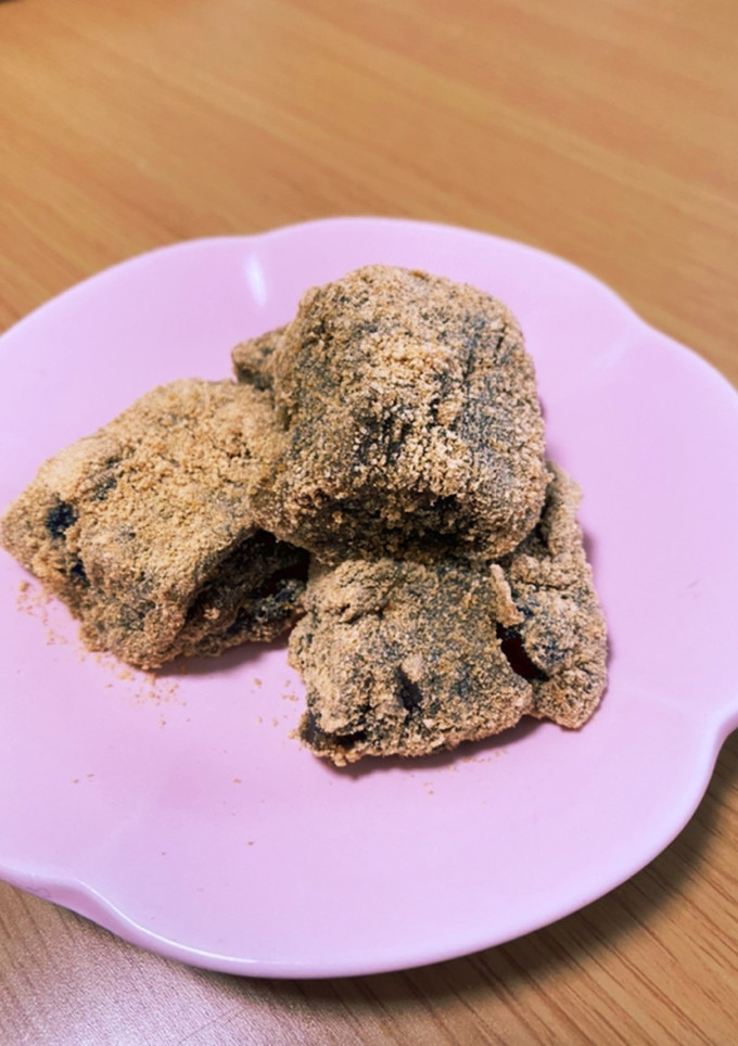 黒豆の煮汁を使ってわらび餅-レシピのメイン写真