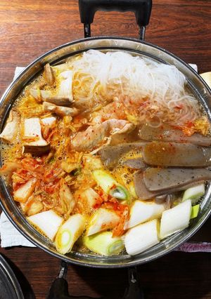 ♡♡鶏ガラ出汁のキムチ野菜鍋♡♡-レシピのメイン写真