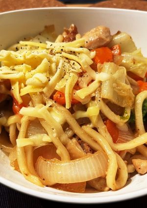 ロピア味付鶏肉塩レモンで洋風焼きうどん-レシピのメイン写真