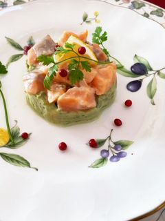 前菜に!アボカドサーモンタルタル -レシピのメイン写真