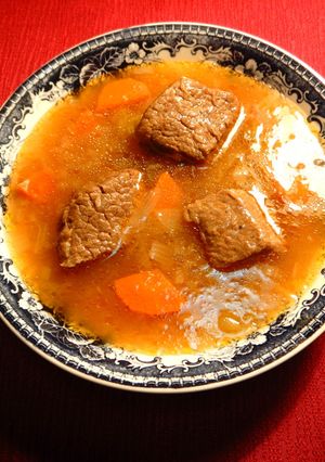簡単ビーフシチュー・あったかい肉ごろごろ-レシピのメイン写真