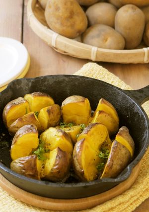 簡単♪インカのめざめで焼きジャガバター-レシピのメイン写真