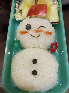 105キャラ弁 かわいい雪だるま-レシピのメイン写真