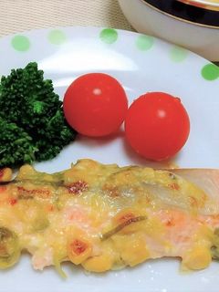 混ぜて焼くだけ☆鮭のコーンマヨ焼き-レシピのメイン写真