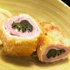 รูปของ 豚肉のほうれん草とチーズカツ