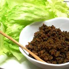 รูปของ セロリの葉利用！ウマウマひき肉レタス巻き