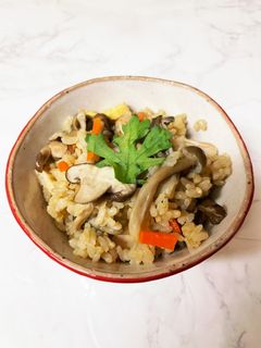 クリスマスにお出汁がきいた炊き込みご飯-レシピのメイン写真