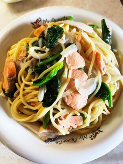 鮭とほうれん草のミルクスパ-レシピのメイン写真