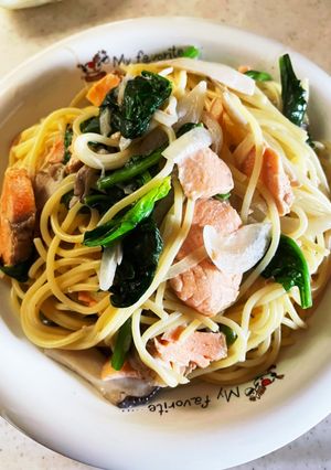 鮭とほうれん草のミルクスパ-レシピのメイン写真