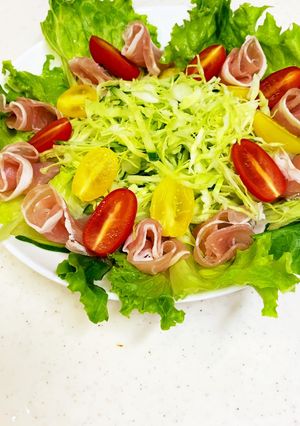 いつものサラダ 生ハム添えて-レシピのメイン写真
