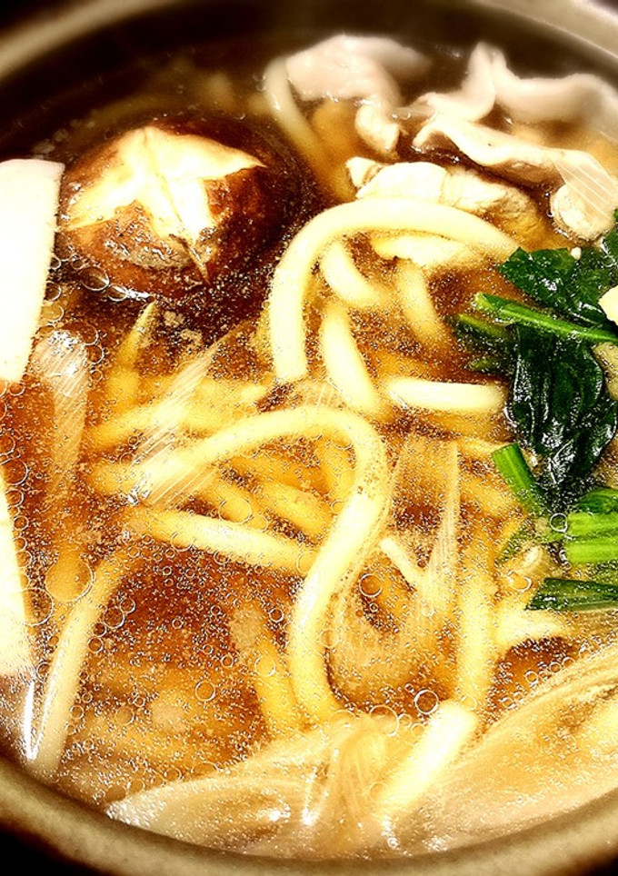 寒い日に体温まる♡簡単鍋焼きうどん-レシピのメイン写真