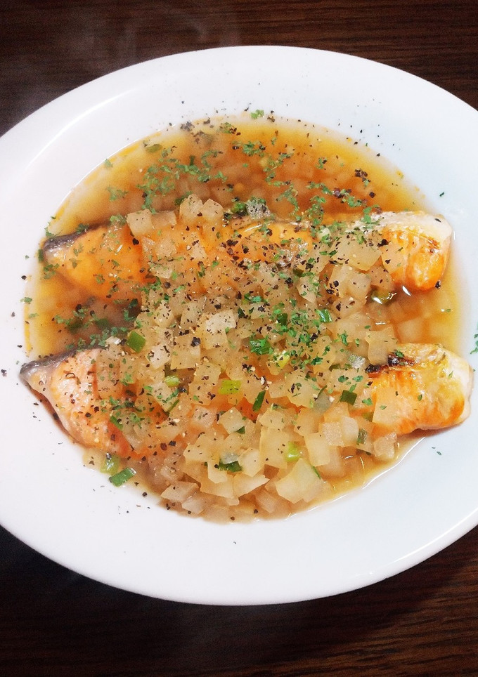 簡単☆塩鮭と大根の野菜出汁スープ-レシピのメイン写真