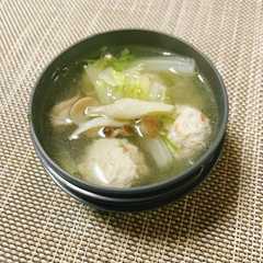 รูปของ 保温弁当に♡あったか鶏団子汁