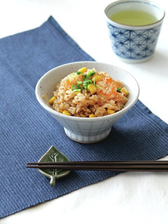 簡単!えびとコーンの炊き込みご飯-レシピのメイン写真