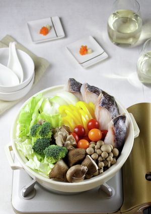彩り野菜と魚介の蒸し鍋-レシピのメイン写真