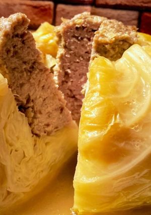 圧力鍋で簡単に！まるごとキャベツ煮込み-レシピのメイン写真