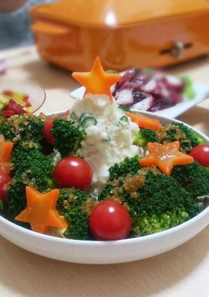 簡単おかず:クリスマスサラダ-レシピのメイン写真