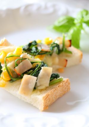 ほうれん草＆ハム＆コーンのチーズトースト-レシピのメイン写真