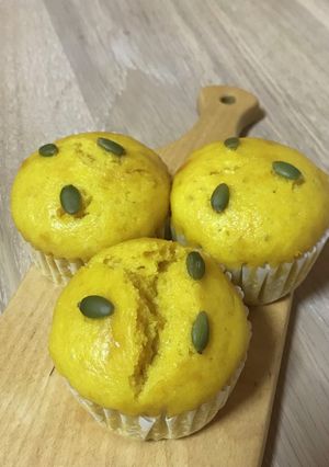 ミックス粉とフレークでかぼちゃ蒸しパン-レシピのメイン写真