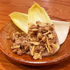 รูปของ ナッツ入り肉味噌[麦味噌]